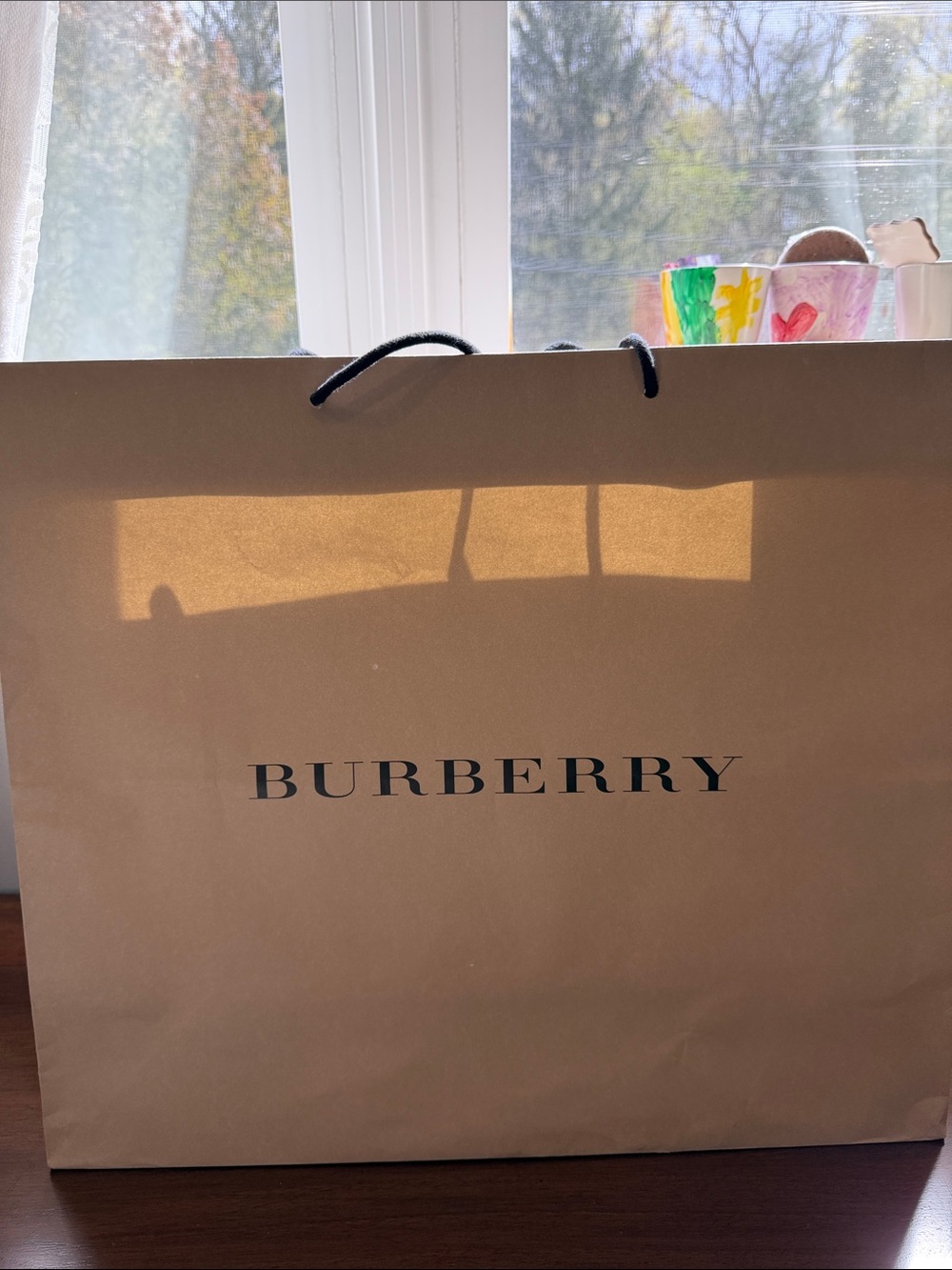 Burberry Beige Shopping Bag with Black Handles - Picture 2 of 5